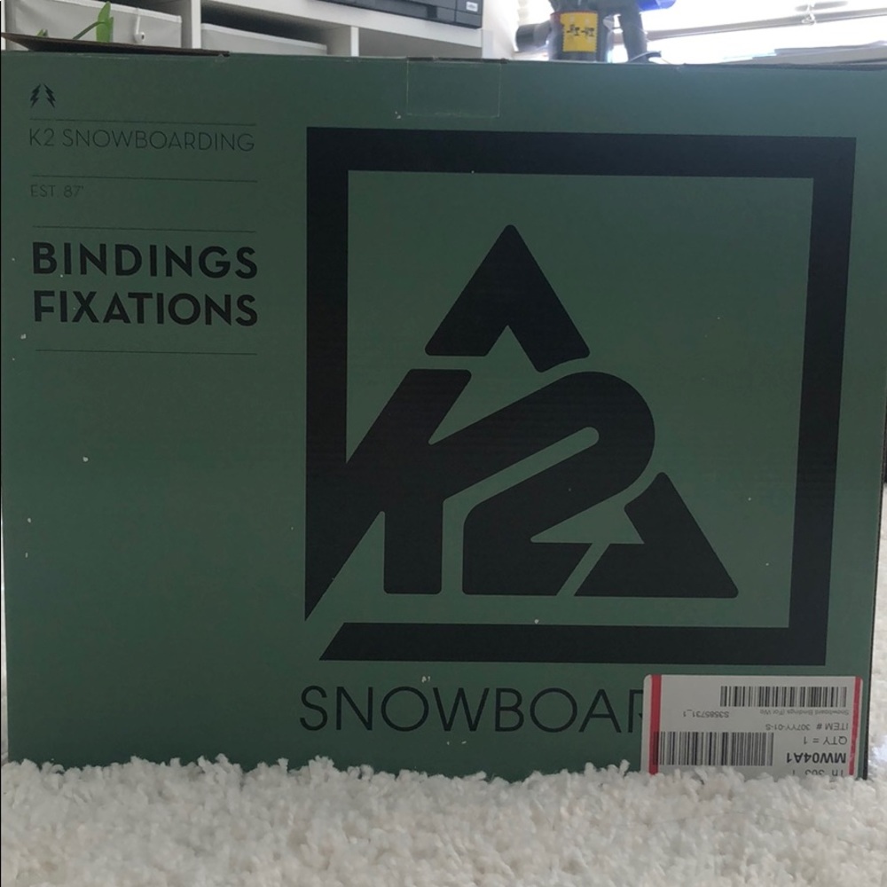 K2 snowboard bindings, NIB (sz small)